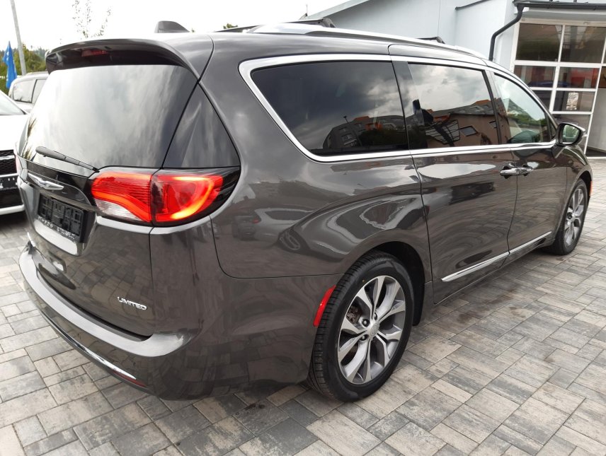 Chrysler Pacifica, 3,6 LIMITED , REZERVACE