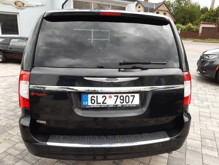Chrysler Town & Country, 3,6L V6 Touring L,7míst, LPG