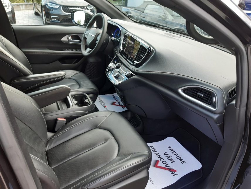 Chrysler Pacifica, 3,6L V6, kůže, adapt, android