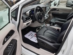 Chrysler Pacifica, 3,6L Hybrid, nový model,Top km