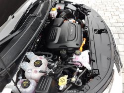 Chrysler Pacifica, 3,6L Hybrid, nový model,Top km