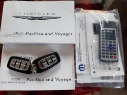 Chrysler Pacifica, 3,6L Sport, 8míst, ALU 20, DVD