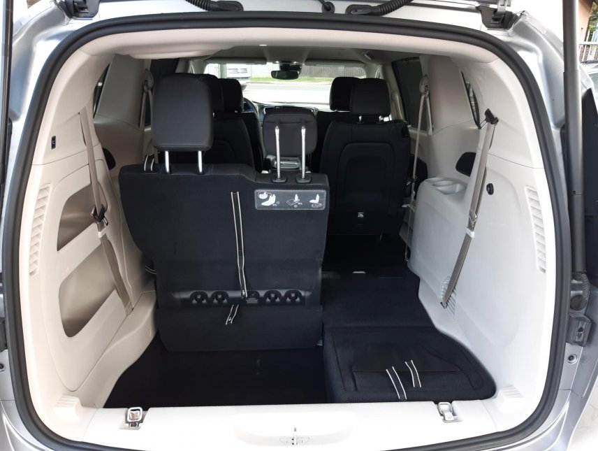 Chrysler Pacifica, 3,6L V6,kůže,7míst, Top výbava