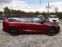 Chrysler Pacifica, 3,6L SPORT, Top výbava, DVD
