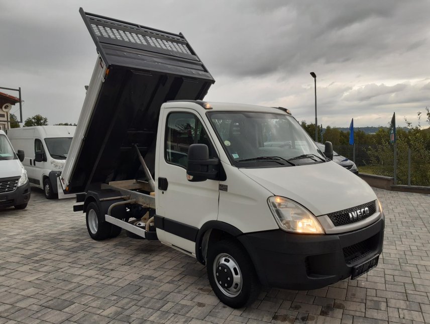 Iveco Daily, 3,0D,taž.3,5t,tupláky,uzávěrka