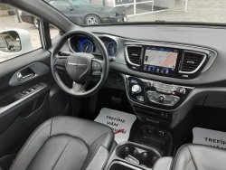 Chrysler Pacifica, 3,6L Sport, 8míst, ALU 20, DVD