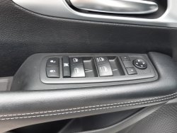 Chrysler Pacifica, 3,6L Sport, 8míst, ALU 20, DVD