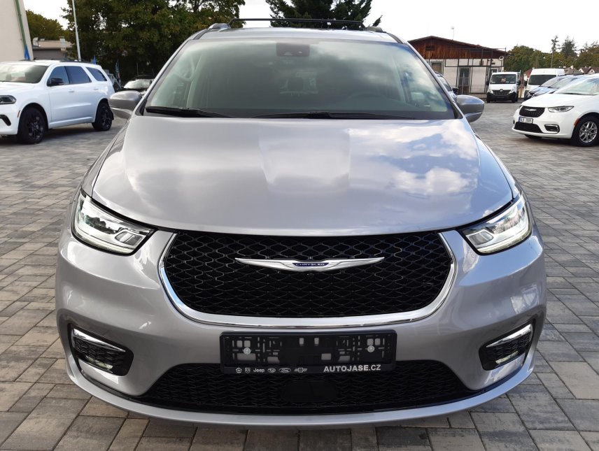 Chrysler Pacifica, 3,6L V6,kůže,7míst, Top výbava