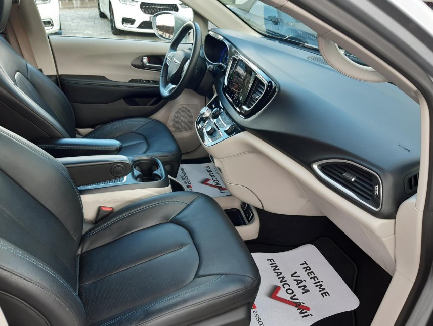 Chrysler Pacifica, 3,6L V6,kůže,7míst, Top výbava
