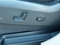 Chrysler Town & Country, 3,6L V6,kůže, 7míst, DVD,Tažné