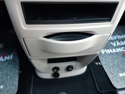 Chrysler Town & Country, 3,6L V6,kůže, 7míst, DVD,Tažné