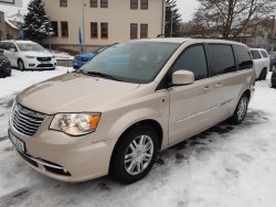 Chrysler Town & Country, 3,6L V6, 7míst, kůže,tažné,LPG