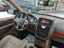 Chrysler Town & Country, 3,6L V6, 7míst, kůže,tažné,LPG