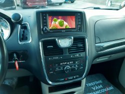 Chrysler Town & Country, 3,6L V6,kůže, 7míst, DVD,Tažné