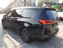 Chrysler Pacifica, 3,6L V6 Hybrid,Plus, DVD,tažné