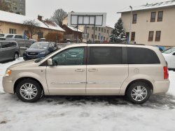 Chrysler Town & Country, 3,6L V6, 7míst, kůže,tažné,LPG