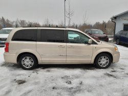Chrysler Town & Country, 3,6L V6, 7míst, kůže,tažné,LPG