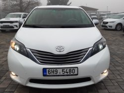 Toyota Sienna, 3,5L V6 4X4, 7míst, tažné
