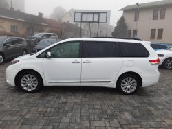 Toyota Sienna, 3,5L V6 4X4, 7míst, tažné