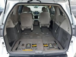 Toyota Sienna, 3,5L V6 4X4, 7míst, tažné