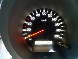 Toyota Hilux, 3,0 D-4D 4x4, uzávěrky ARB,DPH