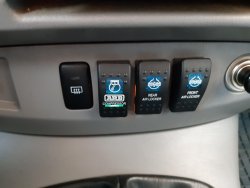 Toyota Hilux, 3,0 D-4D 4x4, uzávěrky ARB,DPH