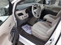 Toyota Sienna, 3,5L V6 4X4, 7míst, tažné