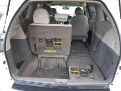 Toyota Sienna, 3,5L V6 4X4, 7míst, tažné