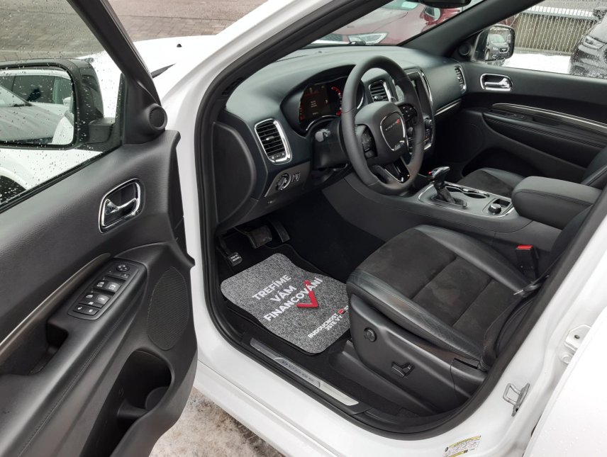 Dodge Durango, 5,7L V8 4x4,7 míst,kůže,tažné