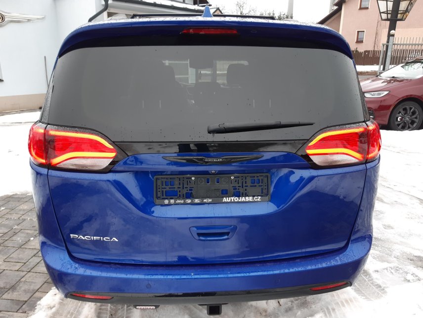 Chrysler Pacifica, 3,6L,kůže,tažné,ADAPT.Tempomat
