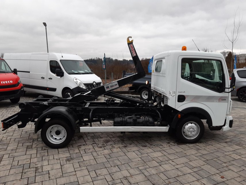 Renault Maxity, 2,5D Nosič kontejneru do 3,5T