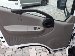 Renault Maxity, 2,5D Nosič kontejneru do 3,5T