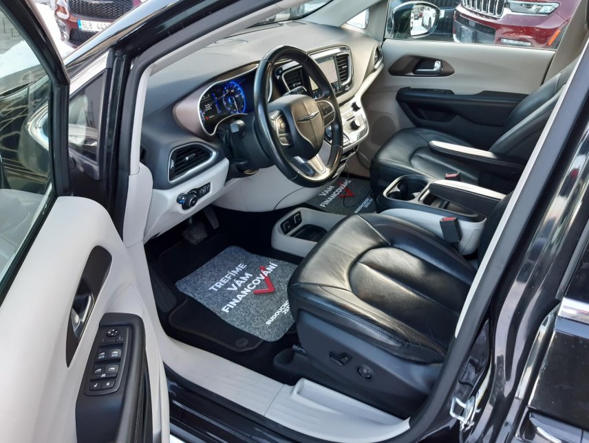 Chrysler Pacifica, 3,6L, kůže, 7míst, tažné, LPG