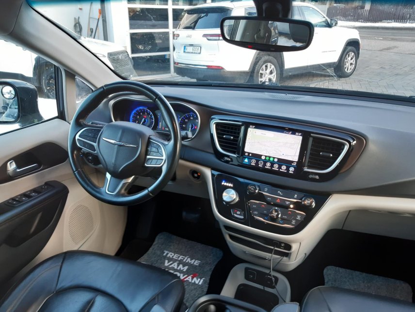 Chrysler Pacifica, 3,6L, kůže, 7míst, tažné, LPG