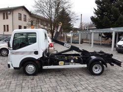 Renault Maxity, 2,5D Nosič kontejneru do 3,5T
