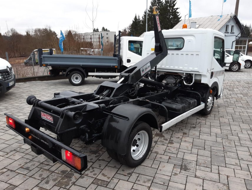 Renault Maxity, 2,5D Nosič kontejneru do 3,5T