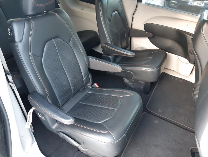 Chrysler Pacifica, 3,6L, kůže, 7míst, tažné, LPG
