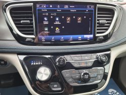 Chrysler Pacifica, 3,6L V6, 7míst, kůže, Adapt