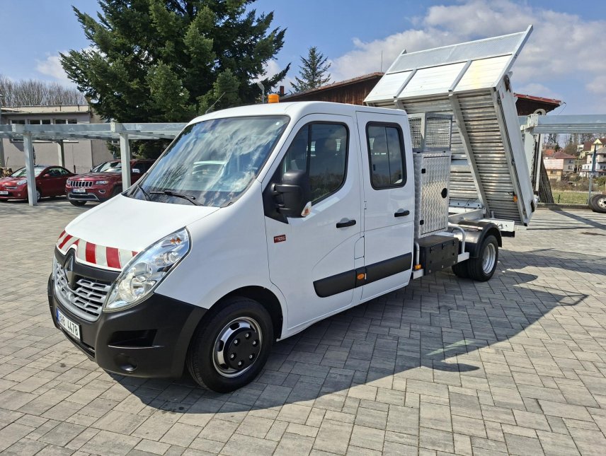 Renault Master, 2,3tupláky,kamera,tažné3,5tDPH