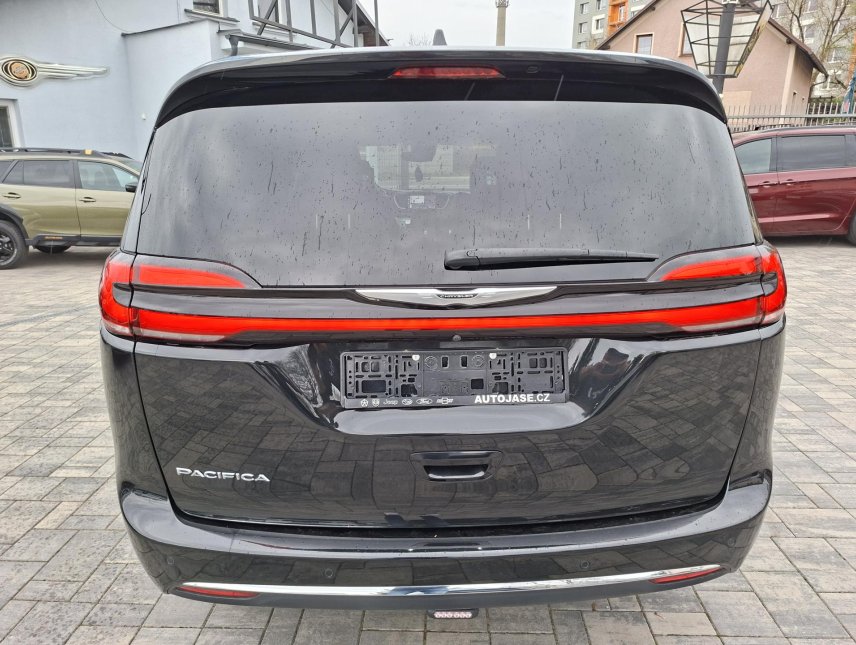 Chrysler Pacifica, 3,6 LIMITED,Top Výbava,HYBRYD