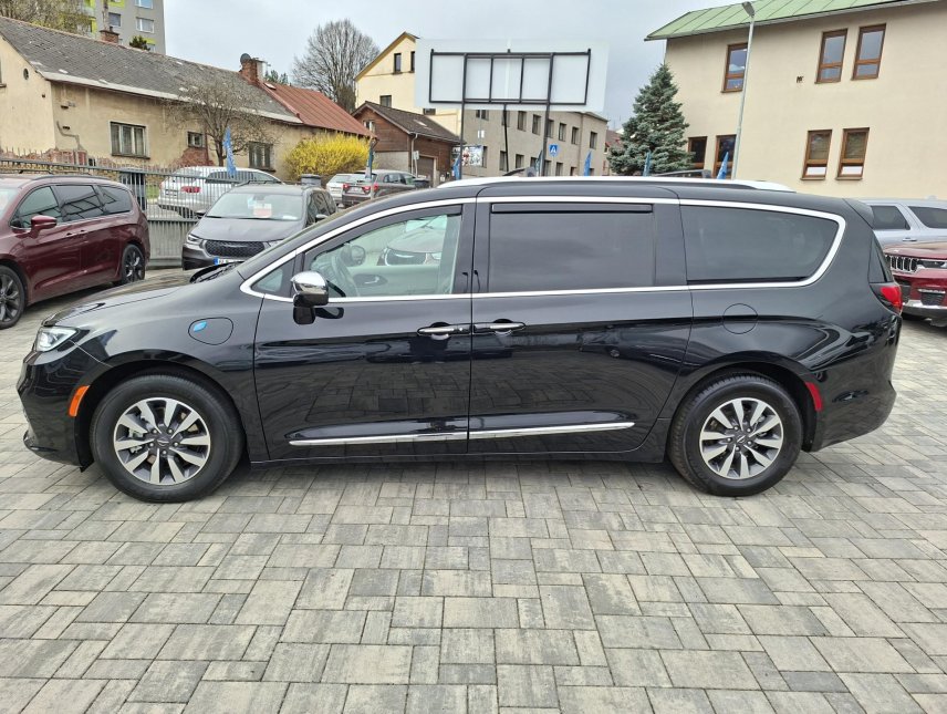 Chrysler Pacifica, 3,6 LIMITED,Top Výbava,HYBRYD