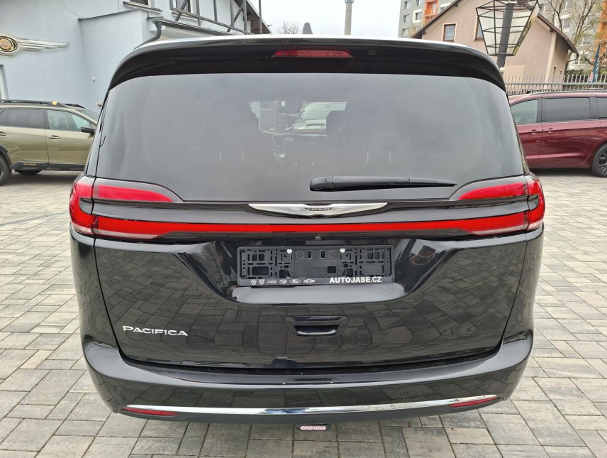 Chrysler Pacifica, 3,6 LIMITED,Top Výbava,HYBRYD