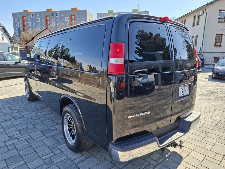 Chevrolet Express, 5,3V8 VOR 4x4,redukce,LPG,DPH