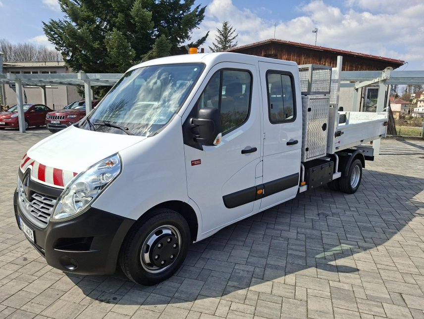 Renault Master, 2,3tupláky,kamera,tažné3,5tDPH