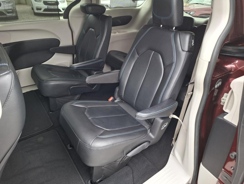 Chrysler Pacifica, 3,6L adapt,anroid, Nový model