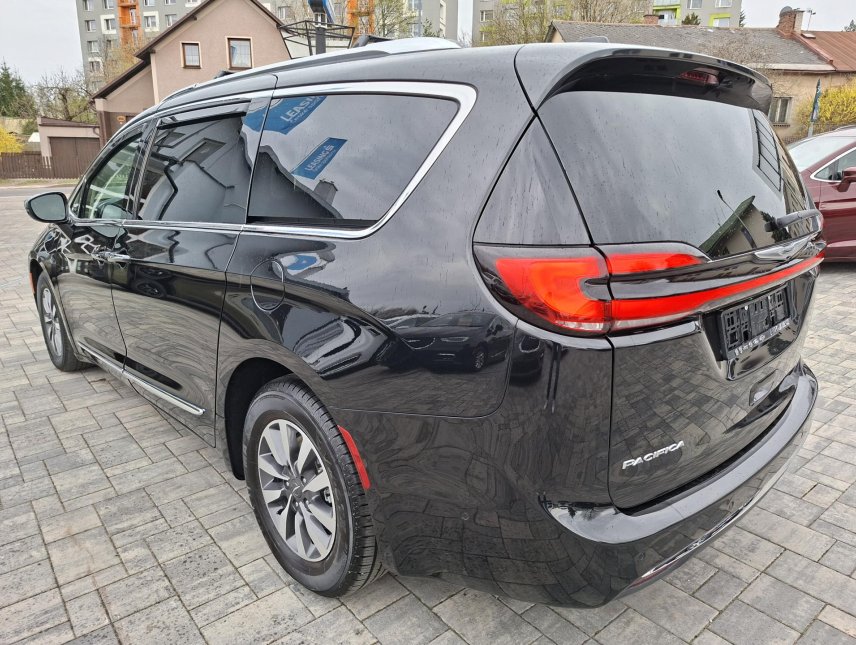 Chrysler Pacifica, 3,6 LIMITED,Top Výbava,HYBRYD