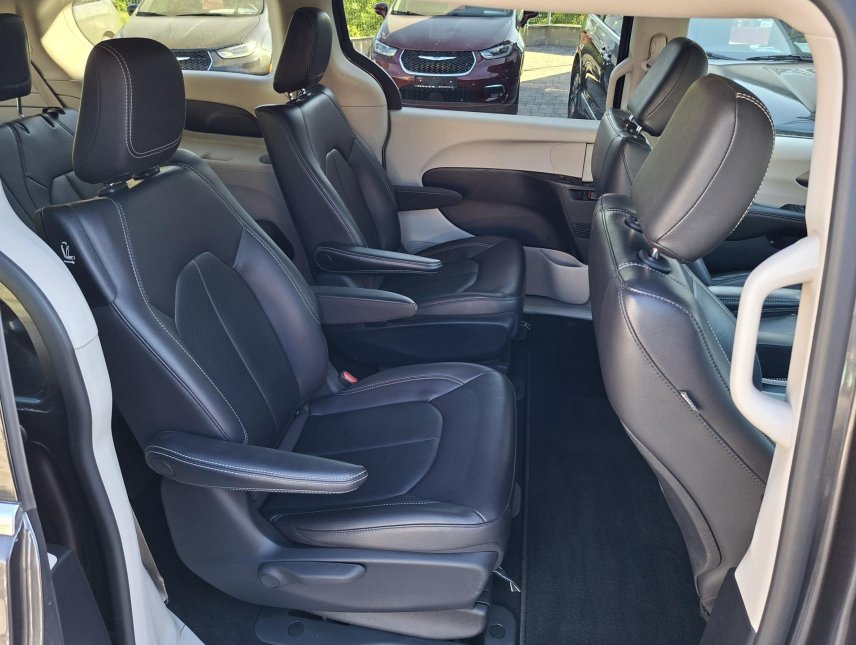 Chrysler Pacifica, 3,6L V6 HYBRID, kůže, servis