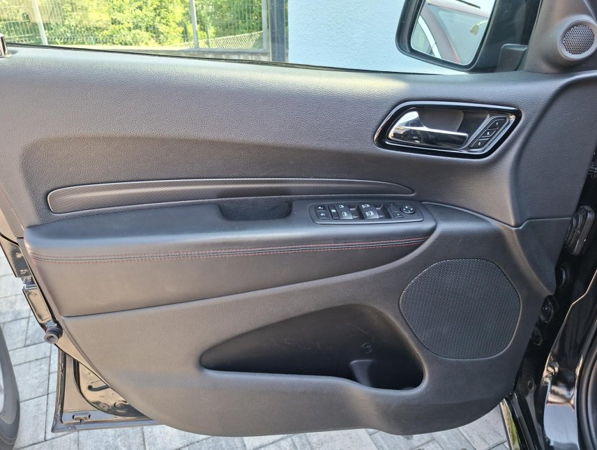 Dodge Durango, 5,7L V8 4x4, Max výbava, tažné