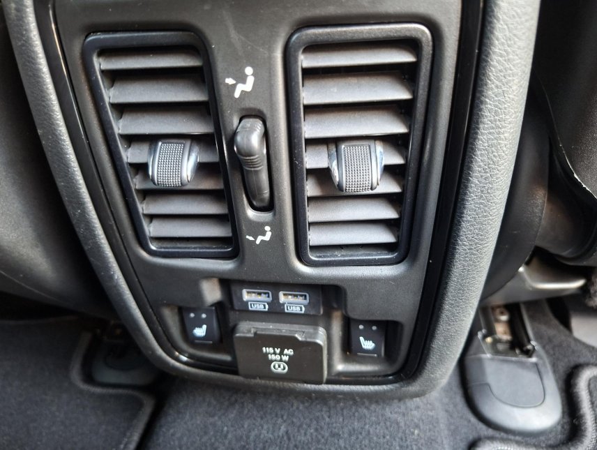 Dodge Durango, 5,7L V8 4x4, Max výbava, tažné