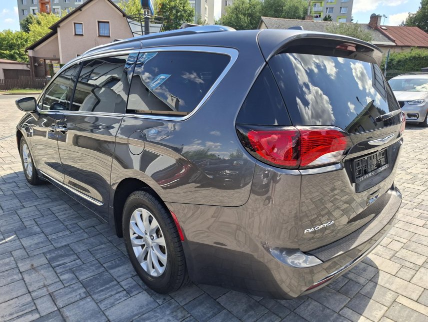 Chrysler Pacifica, 3,6L 8míst,Top výbava,android